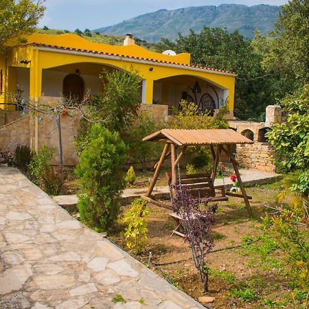 Villa-Maria Triopetra Eksteriør bilde
